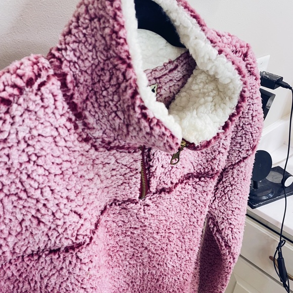 Magenta/Pink Quarter Zip Sherpa - Picture 3 of 4